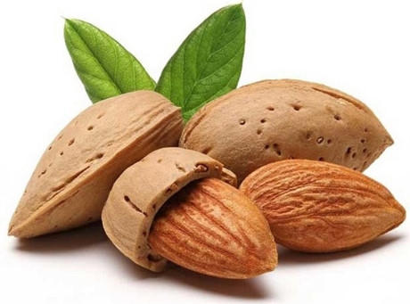 Hạnh nhân: Hạnh nhân là một nguyên liệu phổ biến trong các món ăn, nhưng khi chưa qua chế biến, hạnh nhân sống có chứa Xyanua. Nếu ăn hạnh nhân sống, có thể gây nhiễm độc với triệu chứng nhẹ như khó thở, còn nặng sẽ hôn mê, co giật, thậm chí dẫn đến tử vong.