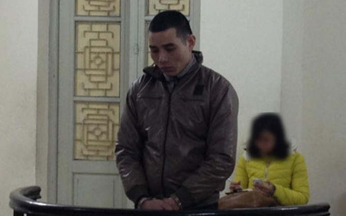 Bị cáo trước vành móng ngựa.