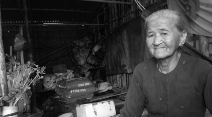 Bà Bông trình bày vụ việc với PV.