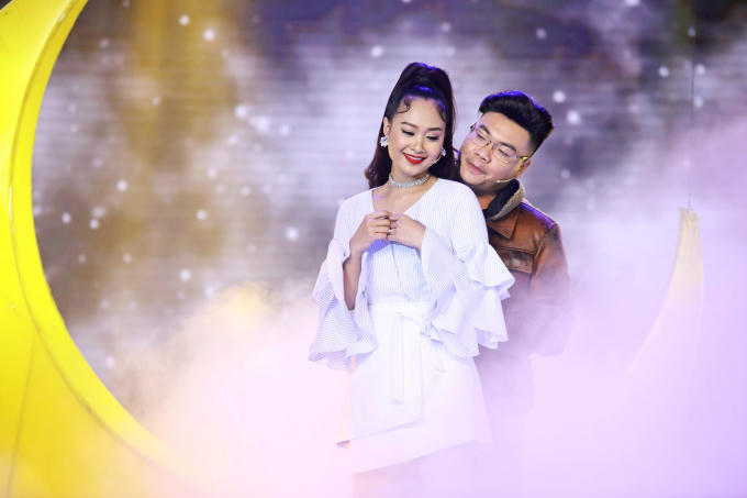 Hamlet Trương và Hà Thúy Anh.