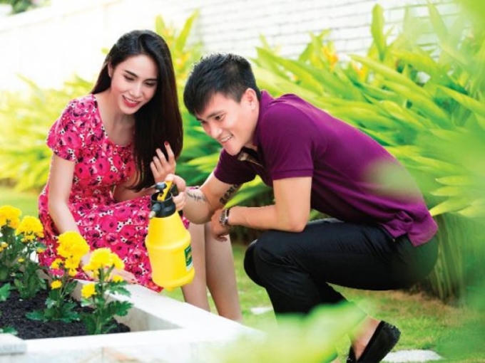 Hình ảnh đời thường của vợ chồng Công Vinh - Thủy Tiên