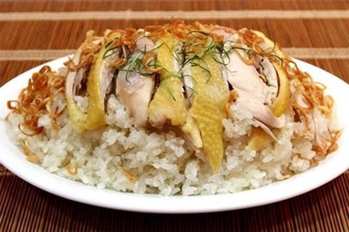 Mọi người hay ăn thịt gà với xôi, cơm nếp nhưng thực tế lại kị nhau.