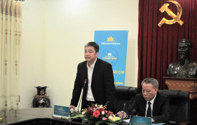 Đại diện Vietnam Airlines phát biểu tại sự kiện