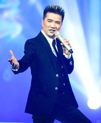 Đàm Vĩnh Hưng – Ông hoàng nhạc Việt nhiều người ghét cũng có lắm kẻ mê