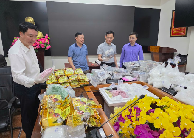 Khối lượng lớn ma tuý tang vật thu giữ trong chuyên án. Ảnh: C04
