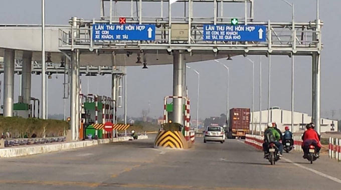 Trạm thu phí BOT Tam Nông chính thức tạm ngừng thu phí chờ quyết định cấp trên.