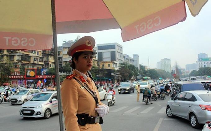 Th&ecirc;m nhiệm vụ, th&ecirc;m tr&aacute;ch nhiệm v&agrave; cũng th&ecirc;m kh&oacute; khăn nhưng với họ đ&oacute; l&agrave; những trải nghiệm quan trọng để trưởng th&agrave;nh trong nghề nghiệp. Đối với c&aacute;c chị, mỗi một h&agrave;nh động chấp h&agrave;nh luật lệ giao th&ocirc;ng của người d&acirc;n ch&iacute;nh l&agrave; những m&oacute;n qu&agrave; &yacute; nghĩa nhất.
