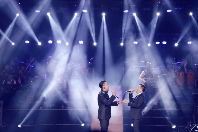 Song Hưng cùng song ca bài hát "Không thể và có thể".