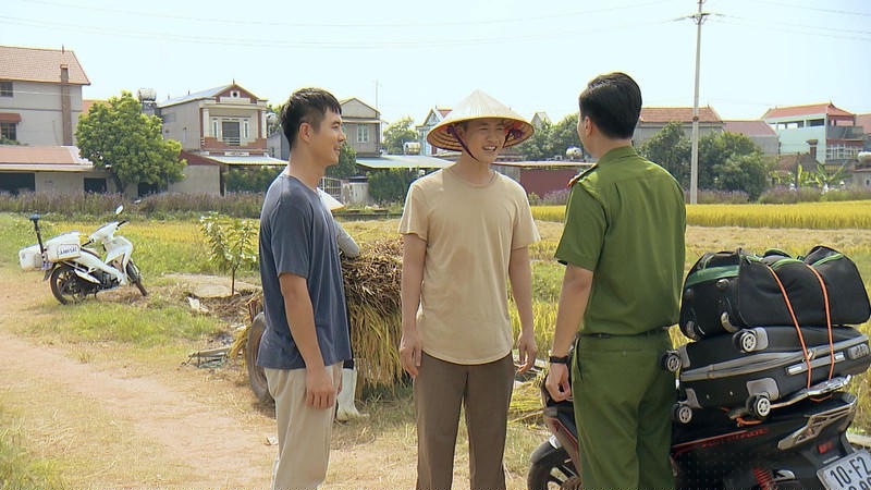 Bộ phim ‘Phố trong làng’ xoay quanh cuộc sống của những người dân ở xã Tân Xuân.