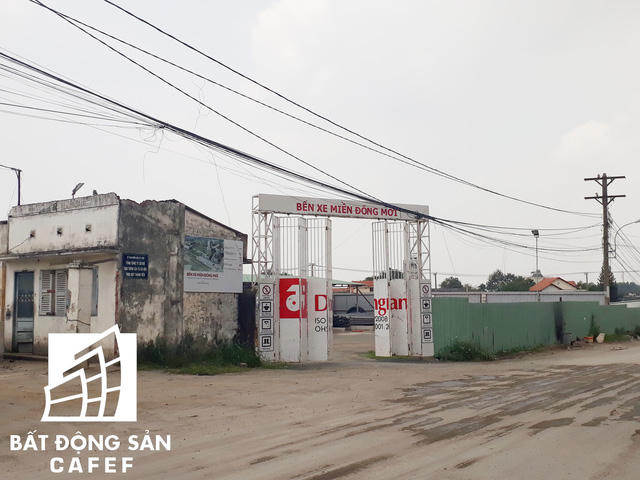 Ngay cả văn phòng ban quản lý dự án cũng không có nhân viên trực.