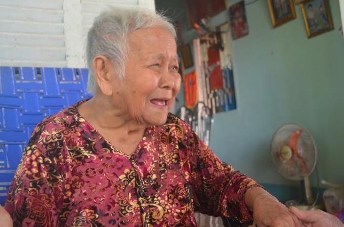 Mẹ Râng nay đã gần 90 nhưng vẫn cười nói, đi lại bình thường.