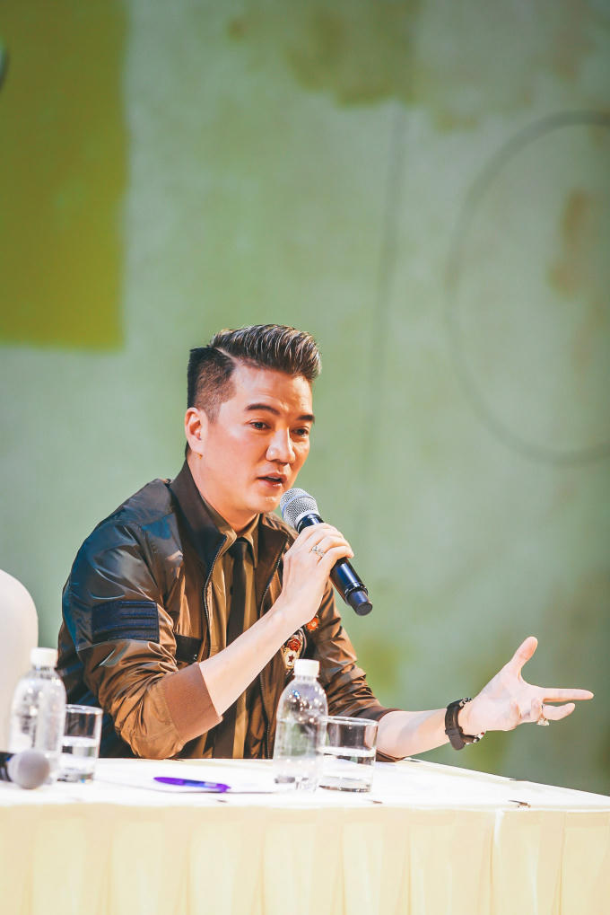 Đ&agrave;m Vĩnh Hưng bật m&iacute; loạt tiết mục đặc biệt trong liveshow Bolero