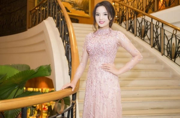 Đến bây giờ thì Kỳ Duyên đã trở nên xinh đẹp và sang trọng hơn rất nhiều. Ảnh: internet.