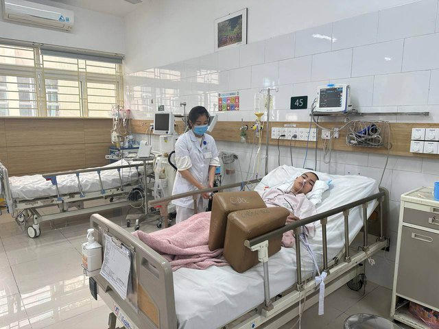 3350228645384648350888712283205344287864477n-16781649892321203748572