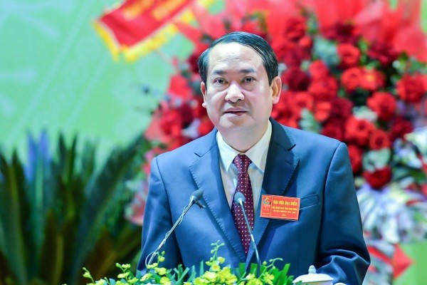 Ông Mai Văn Tuất, Phó Bí thư Tỉnh ủy, Chủ tịch Ủy ban MTTQ Việt Nam tỉnh Ninh Bình phát biểu tại đại hội.