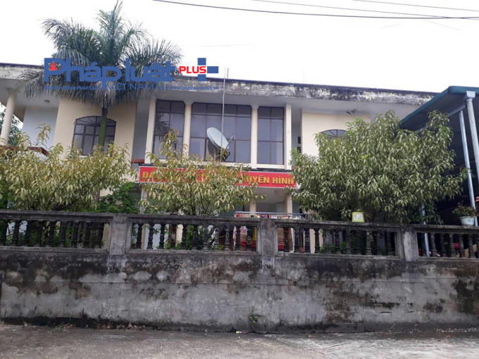 Trước đó, H từng làm kế toán tại đài Truyền thanh - Truyền hình Xín Mần, sau đó đơn vị này sáp nhập nay được gọi là Trung tâm Văn hóa, Thông tin và Du lịch huyện Xín Mần.