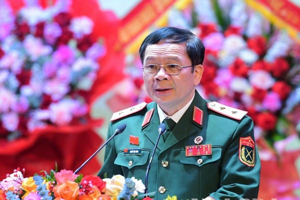 Trung tướng Khuất Việt Dũng, Phó Chủ tịch Trung ương Hội CCB Việt Nam phát biểu tại đại hội.