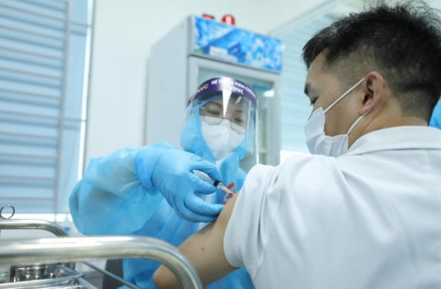 Sáng 9/3, Hà Nội và Gia Lai triển khai tiêm vắc xin phòng COVID-19