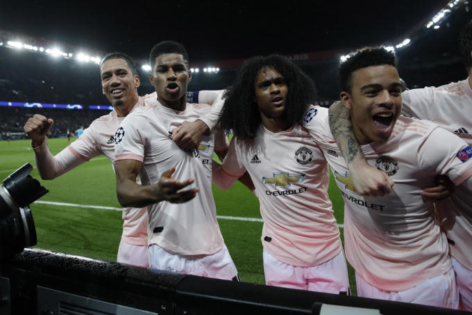 Solskjaer khơi dậy di sản MU, trao niềm tin vào cầu thủ trẻ.