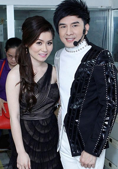 Nhan sắc khập khiễng giữa Đan Trường và vợ từng vấp phải sự phản đối của khán giả trong suốt một thời gian. Ảnh: internet.