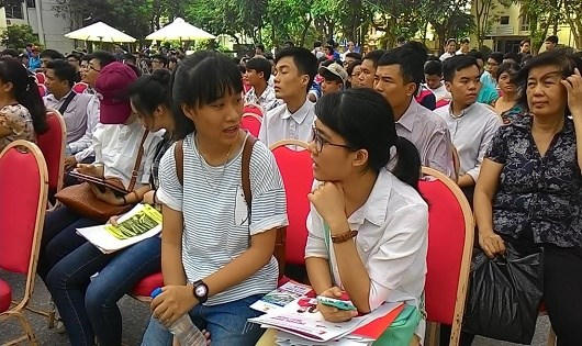 Thí sinh không nên chọn môn thi dàn trải. (Ảnh minh họa)