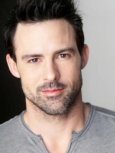 Phillip Boyd là diễn viên truyền hình được ưa thích trên Netflix thông qua bộ phim In-Lawfully Yours đình đám.