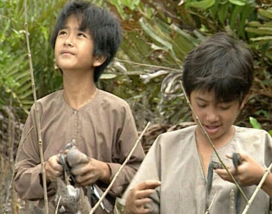 Hình ảnh bé An và thằng Cò trong "Đất phương Nam" để lại ấn tượng sâu đậm với khán giả. Nhân vật “thằng Cò” cũng trở nổi tiếng không kém gì vai chính, tên tuổi của Phùng Ngọc tại thời điểm ấy được nhiều người quan tâm và biết đến.