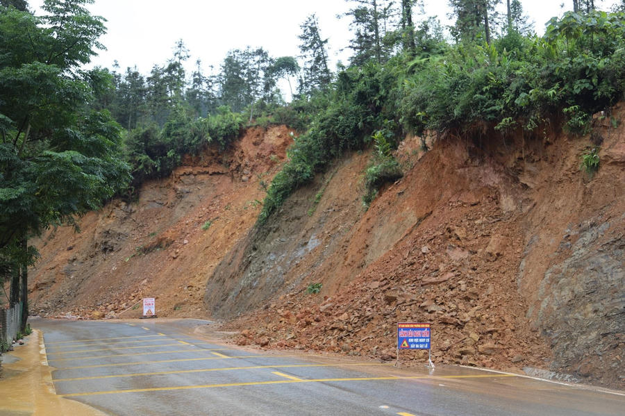 z4735401719926_1305f775b47bd115a419e71e8a922008