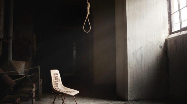 Người dân đã phát hiện một người phụ nữ treo cổ tại nhà riêng. Ảnh minh họa