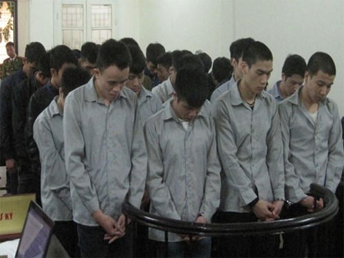 Các bị cáo tại phiên xét xử sơ thẩm (Ảnh: T.T)