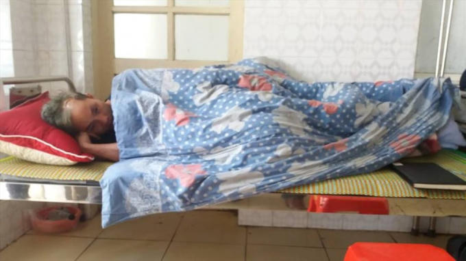 Anh Khánh bị chém vào đầu và đang được điều trị tại bệnh viện.