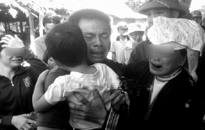 Đặng Văn Hiến đã bật khóc trước khi ra đầu thú.