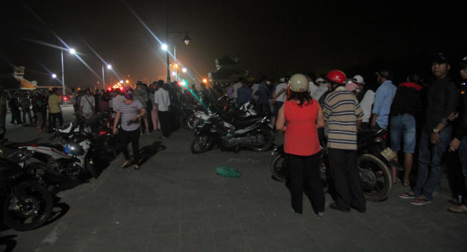 Hiện trường nơi xảy ra vụ việc trong đêm nạn nhân tự tử.