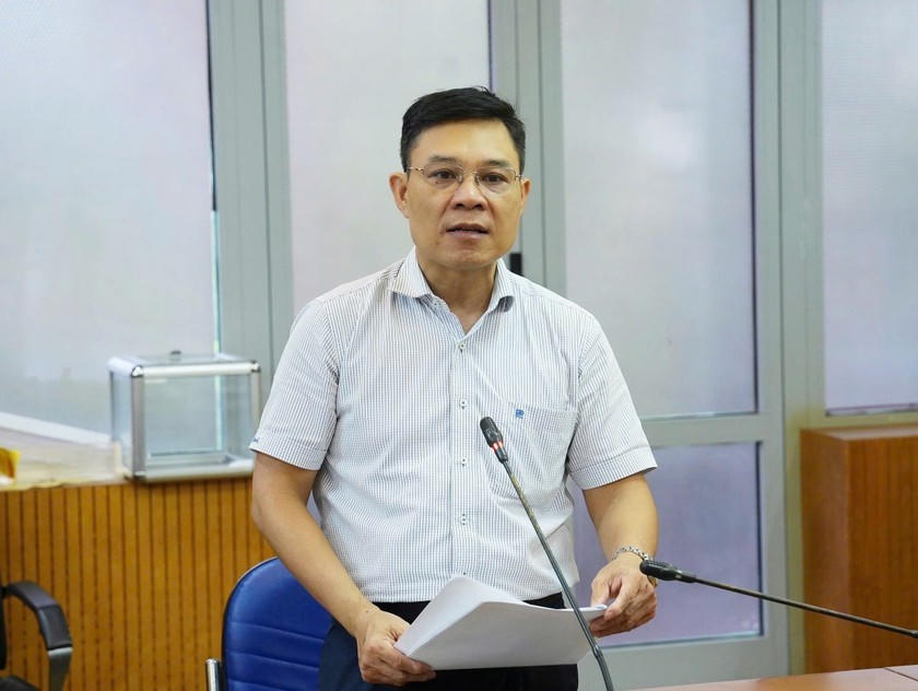 Vụ trưởng Vụ Công tác xây dựng văn bản quy phạm pháp luật Nguyễn Quốc Hoàn.