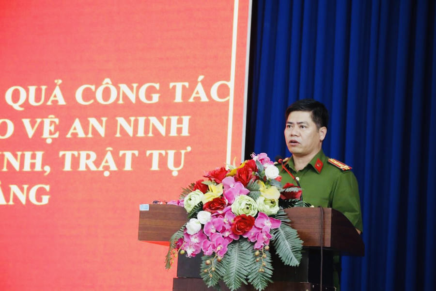 Đại tá Ngô Xuân Phú phát biểu tại chương trình.