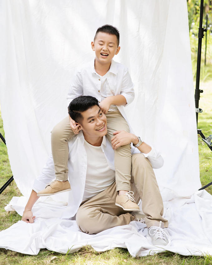 Trung Ki&ecirc;n v&agrave; con trai L&ecirc; Phương.