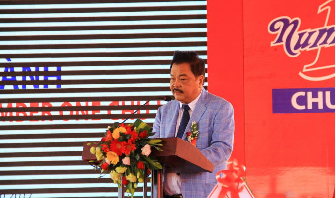 TS. Trần Quí Thanh, người sáng lập và điều hành tập đoàn Tân Hiệp Phát tuyên bố khánh thành nhà máy NGK Number One Chu Lai.