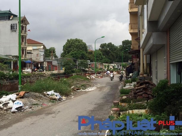 Con đường rác thải thuộc phường Phương Mai