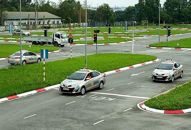 Quy định về việc nâng hạng giấy phép lái xe.