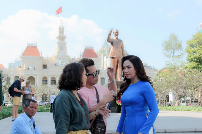 NSND Thái Bảo tại Bến nhà Rồng.