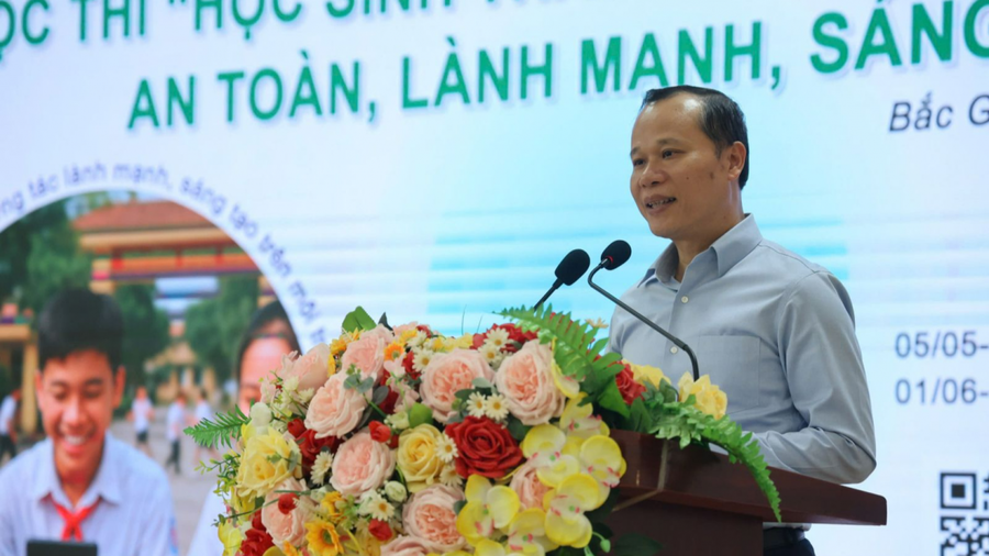 Đồng chí Mai Sơn – Phó Chủ tịch thường trực UBND tỉnh,Trưởng Ban tổ chức Cuộc thi phát biểu chỉ đạo.