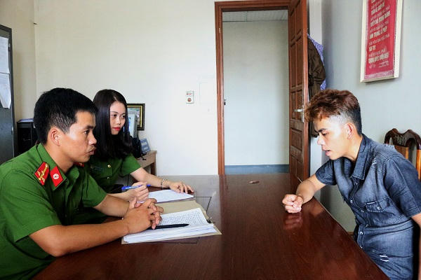Nghi phạm Nguyễn Quốc Dương tại cơ quan điều tra.