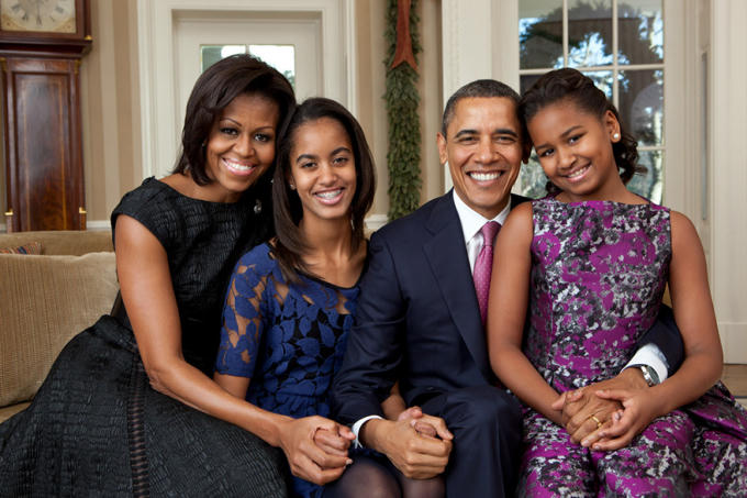 Gia đình Tổng thống Obama. (Ảnh: Boredpanda)