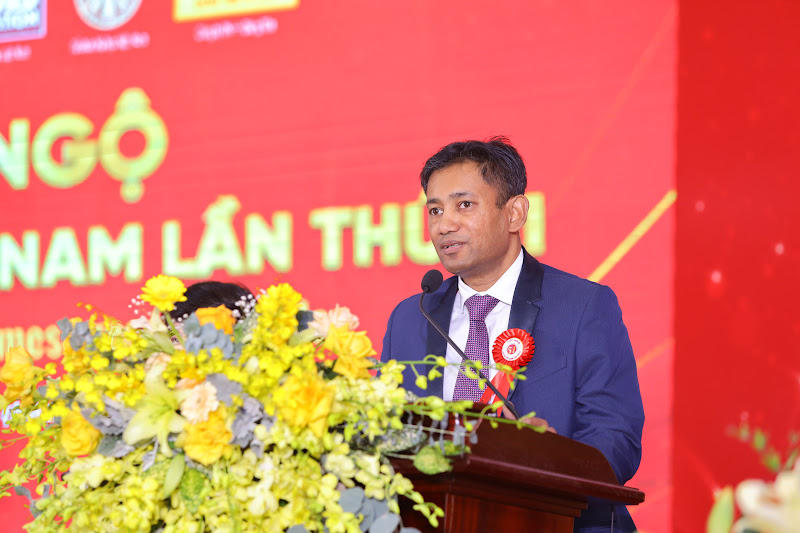 TS.Biswaroop Roy Chowdhury - Chủ tịch Liên minh Kỷ lục Thế giới (WorldKings) nhiệm kỳ 3 (2022-2026) phát biểu.