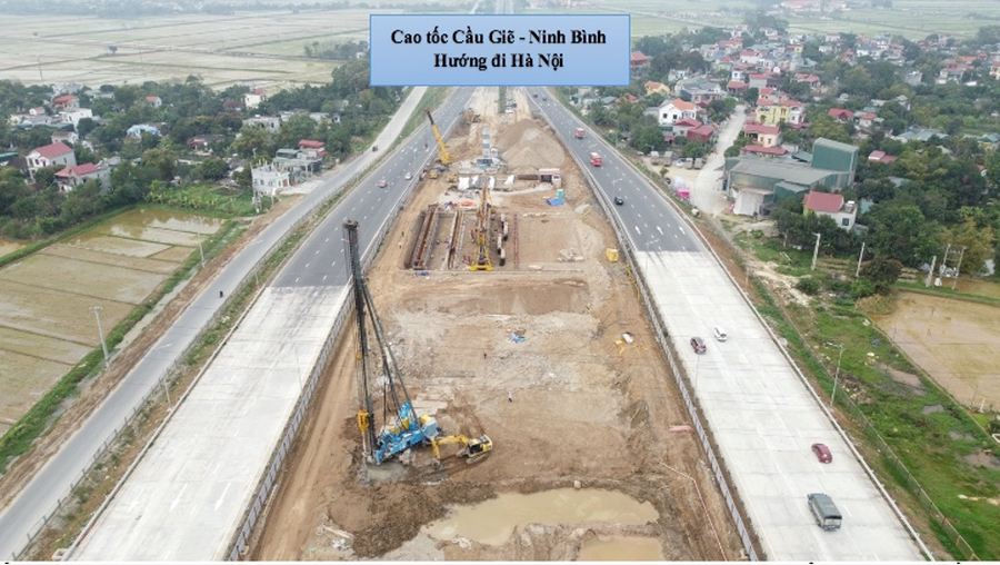 Sau khi dự án hoàn thành, Chủ dự án sẽ bàn giao trạm thu phí cho Tổng công ty Đầu tư phát triển đường cao tốc Việt Nam (VEC) vận hành theo quy định. (Ảnh: Trung Nghĩa)