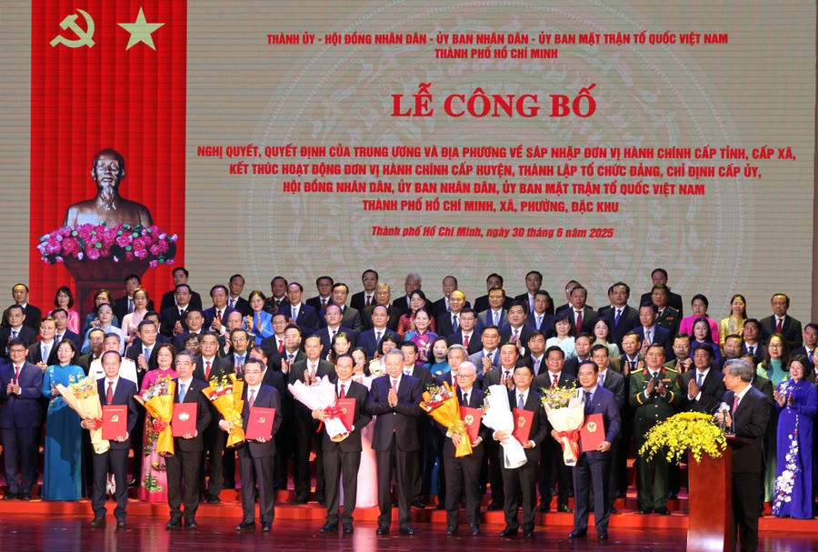 Toàn văn phát biểu của Tổng Bí thư Tô Lâm với nhân dân TPHCM và thông điệp gửi nhân dân cả nước- Ảnh 3.