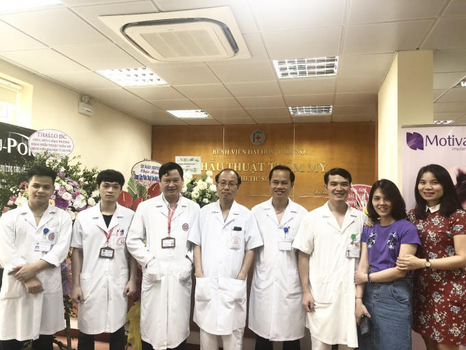 Khoa Phẫu thuật Tạo h&igrave;nh Thẩm mỹ triển khai trung t&acirc;m Phẫu thuật Thẩm mỹ chuy&ecirc;n s&acirc;u tại Bệnh viện Đại học Y H&agrave; Nội.