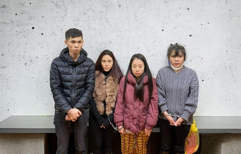 Các đối tượng tại cơ quan công an. (Ảnh: Công an Bắc Ninh)