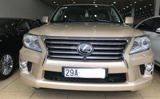 Lexus 570 sản xuất đời 2009. Ảnh minh họa