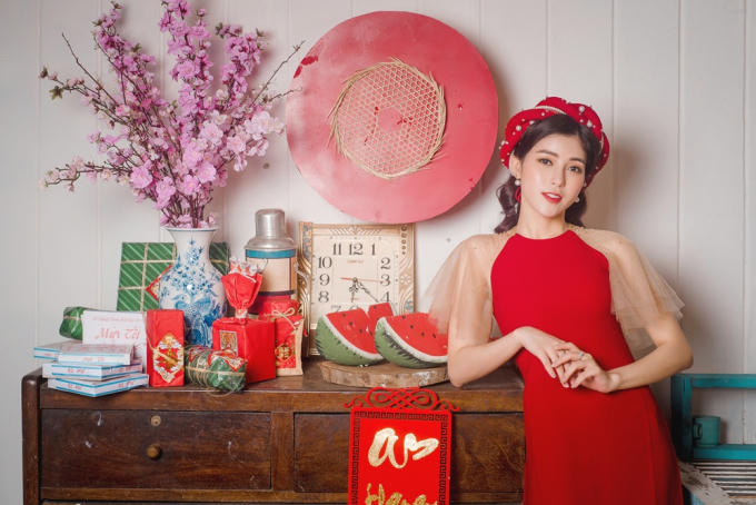 Ngọc &Aacute;nh tung bộ  ảnh ch&agrave;o xu&acirc;n c&ugrave;ng th&ocirc;ng điệp